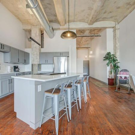2Br 2Ba Spacious Historic Loft With Gym By Envitae Kansas City Exteriér fotografie