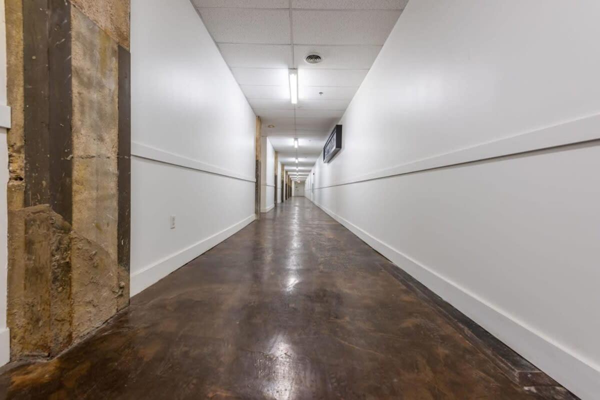 2Br 2Ba Spacious Historic Loft With Gym By Envitae Kansas City Exteriér fotografie