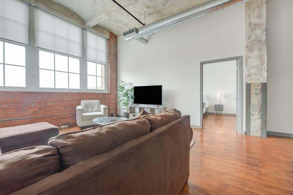 2Br 2Ba Spacious Historic Loft With Gym By Envitae Kansas City Exteriér fotografie